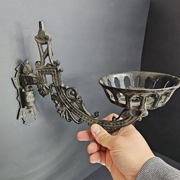 Antique Wall Mount Oil Lamp Holder Cast Iron Wall Sconce Swing Wall Bracket USA - Picture 14 of 14